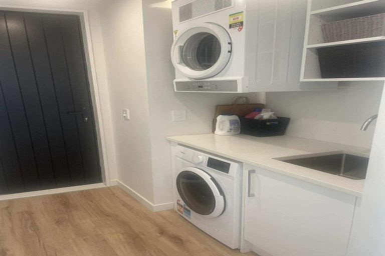 Photo of property in 7/6 Skibbereen Drive, Halswell, Christchurch, 8025