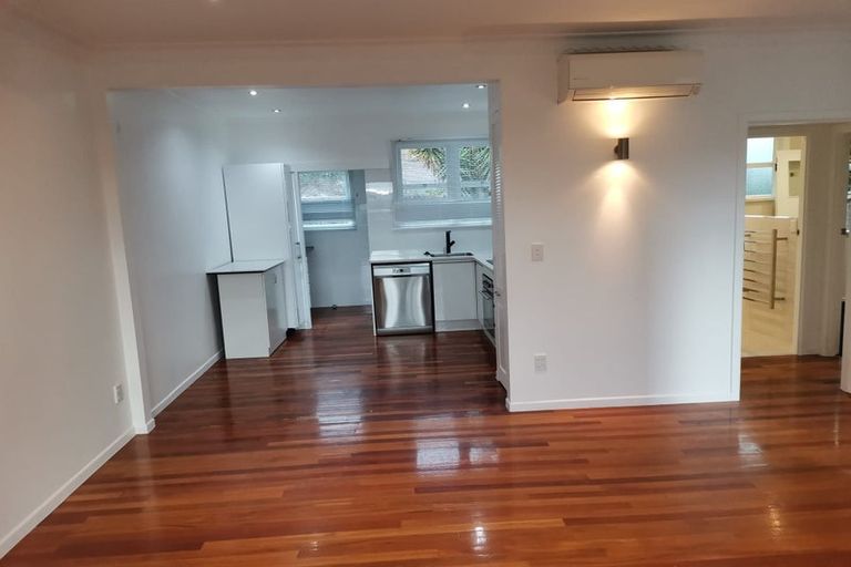 Photo of property in 3/6 Edison Place, Saint Heliers, Auckland, 1071