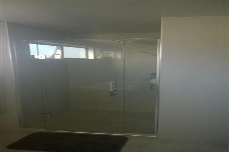 Photo of property in 28 Bur Oak Terrace, Schnapper Rock, Auckland, 0632