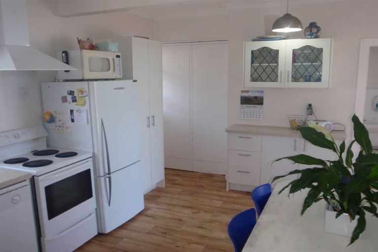 Photo of property in 24 Ottawa Road, Wainoni, Christchurch, 8061