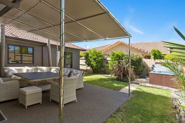 Photo of property in 24 Sorrento Key, Papamoa Beach, Papamoa, 3118