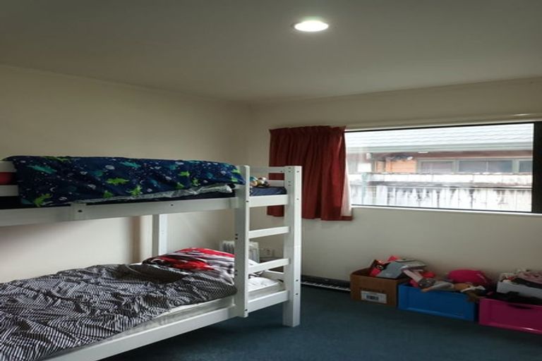 Photo of property in 79 Leighton Avenue, Waiwhetu, Lower Hutt, 5010