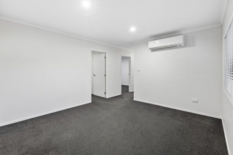 Photo of property in 21 Ponga Place, Papamoa Beach, Papamoa, 3118