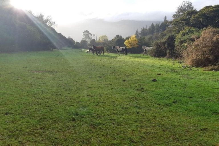Photo of property in 272 Uruwhenua Road, Upper Takaka, Takaka, 7183