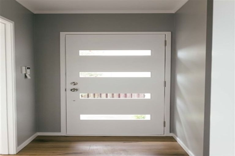 Photo of property in 24 Swainston Road, Saint Johns, Auckland, 1072