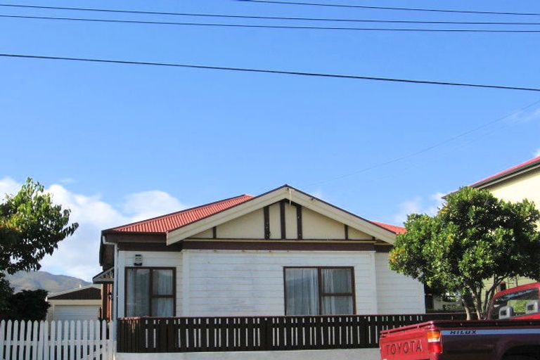 Photo of property in 12 Patrick Street, Petone, Lower Hutt, 5012