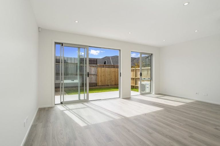 Photo of property in 55 Lusitano Drive, Karaka, Papakura, 2113