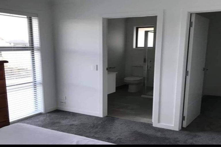 Photo of property in 3 Cupples Street, Papamoa Beach, Papamoa, 3118