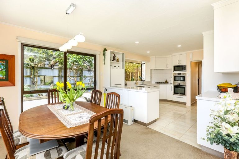 Photo of property in 1 Byron Place, Whalers Gate, New Plymouth, 4310