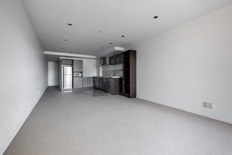 Photo of property in Monument Apartments, 4d/245 Wakefield Street, Te Aro, Wellington, 6011