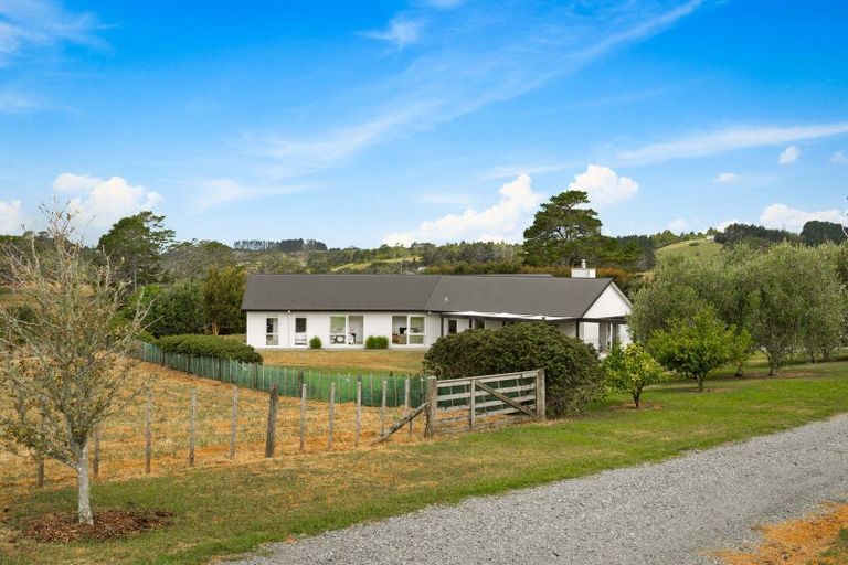 Photo of property in 255 Austin Road, Dairy Flat, Albany, 0794