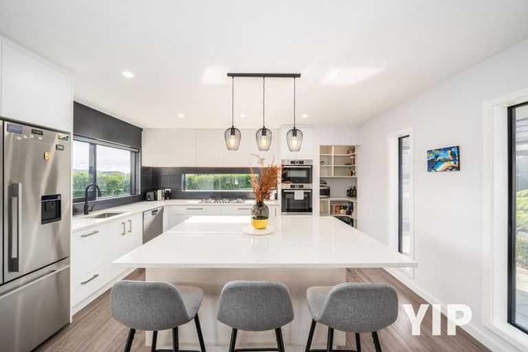 Photo of property in 152 John Burke Drive, Aotea, Porirua, 5024