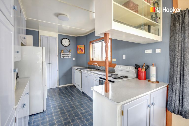 Photo of property in 72 Gilkison Street, Halfway Bush, Dunedin, 9010