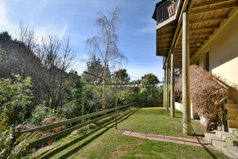 Photo of property in 46 Pioneer Crescent, Helensburgh, Dunedin, 9010