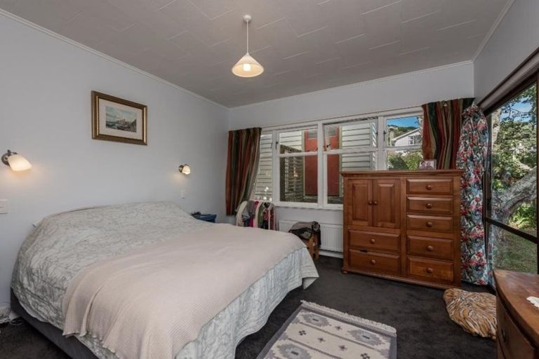 Photo of property in 43 Kano Street, Karori, Wellington, 6012