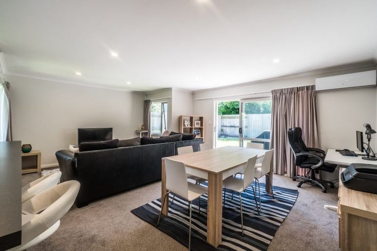Photo of property in 205 College Street, West End, Palmerston North, 4412
