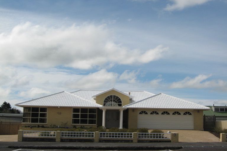 Photo of property in 86 Miranda Street, Stratford, 4332