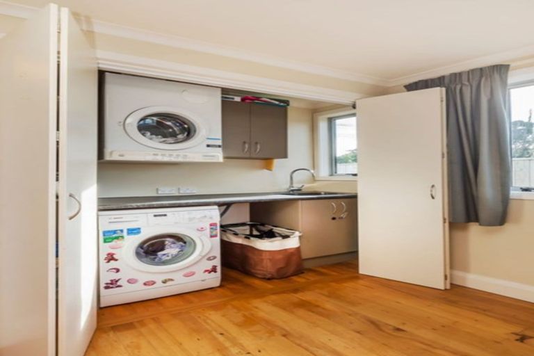 Photo of property in 86 Fraser Avenue, Johnsonville, Wellington, 6037