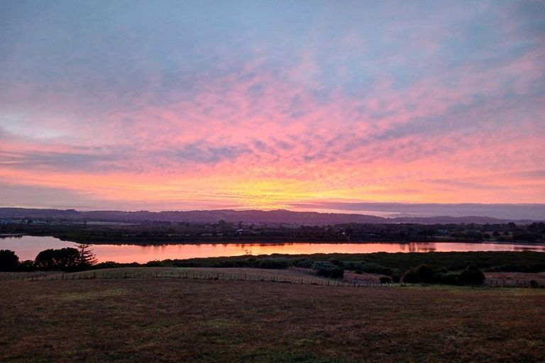 Photo of property in 47a Walters Road, Karaka, Papakura, 2580