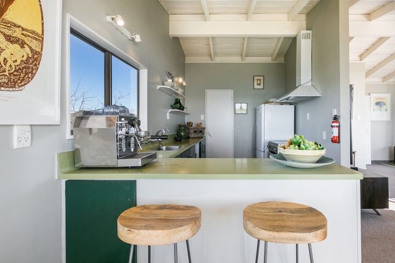 Photo of property in 249 Clifton Road, Te Awanga, 4102