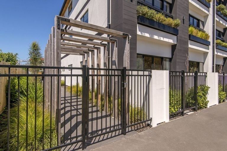 Photo of property in 205/420 Hagley Avenue, Christchurch Central, Christchurch, 8011