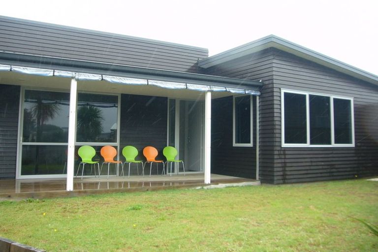 Photo of property in 40 Spinifex Street, Papamoa Beach, Papamoa, 3118
