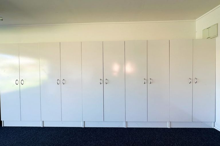 Photo of property in 12 Craigavon Drive, East Tamaki, Auckland, 2013