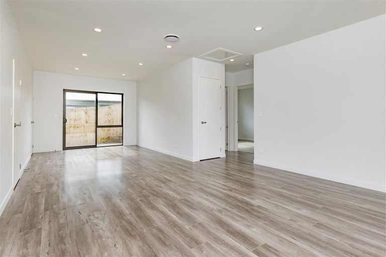 Photo of property in 1 Hutukawa Drive, Beachlands, Auckland, 2018