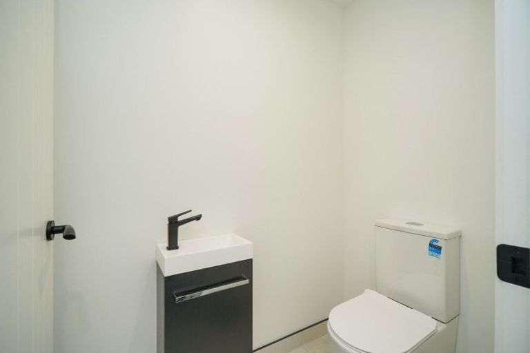 Photo of property in 97 Hoffman Court, Waikiwi, Invercargill, 9810