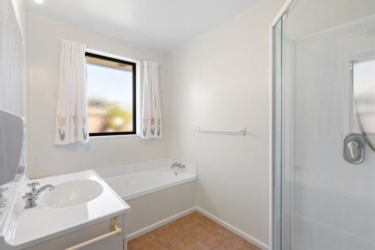 Photo of property in 6 Tulip Lane, Spreydon, Christchurch, 8024