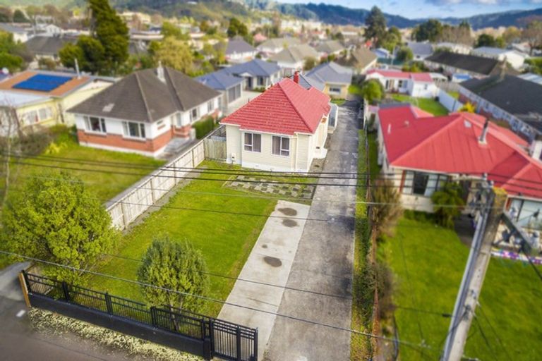 Photo of property in 18 Tawai Street, Trentham, Upper Hutt, 5018
