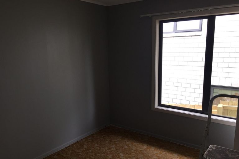 Photo of property in 35 Landon Avenue, Mangere East, Auckland, 2024