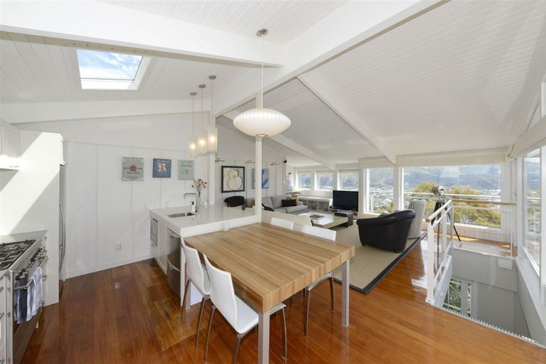 Photo of property in 39 Scarborough Road, Scarborough, Christchurch, 8081