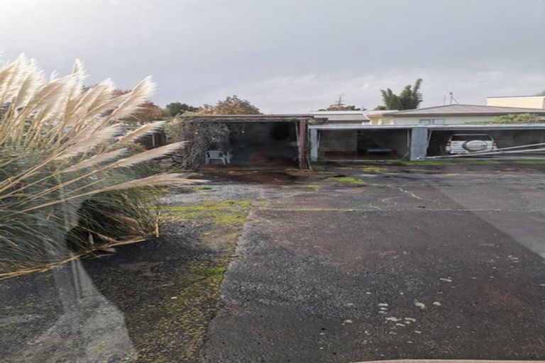 Photo of property in 130 Tui Road, Papatoetoe, Auckland, 2025