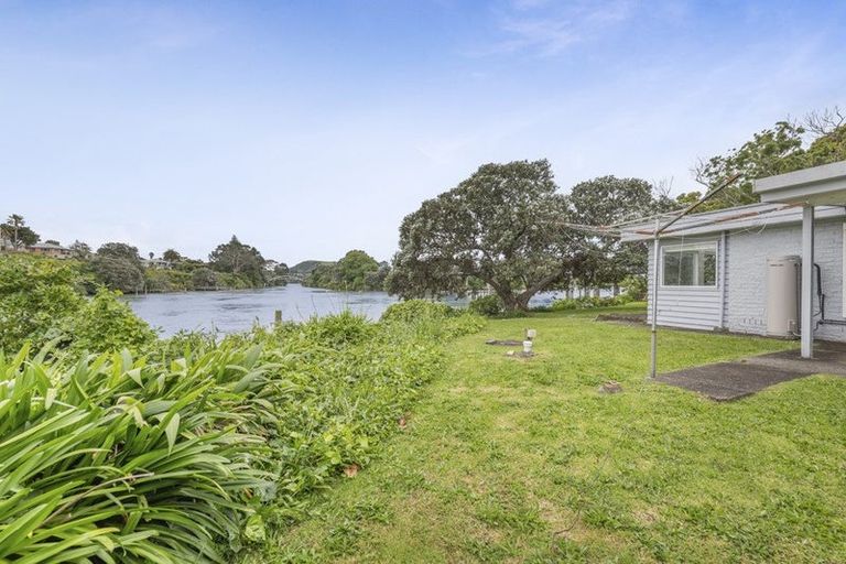 Photo of property in 1 Pakuranga Road, Pakuranga, Auckland, 2010