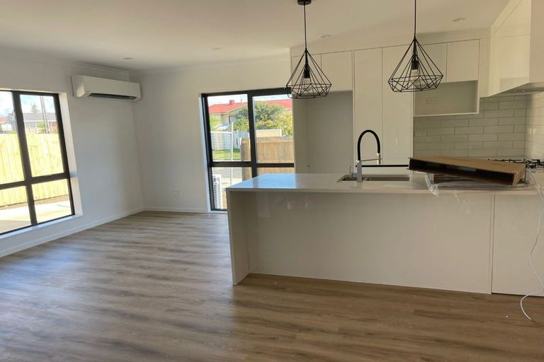 Photo of property in 41a James Street, Mangere East, Auckland, 2024