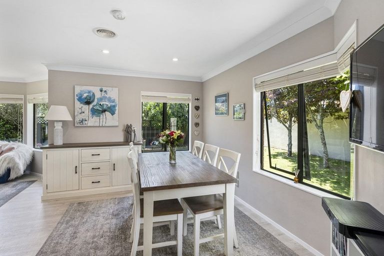 Photo of property in 31 Oriwa Crescent, Otaki, 5512