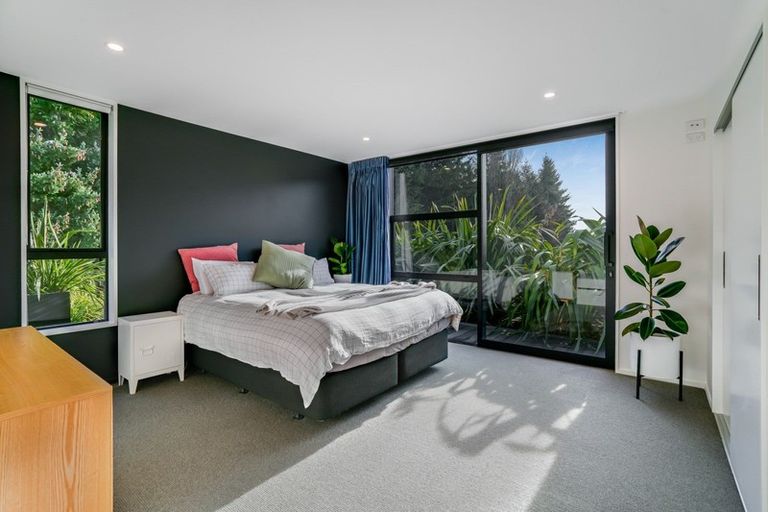Photo of property in 19 Glenaray Crescent, Wanaka, 9305