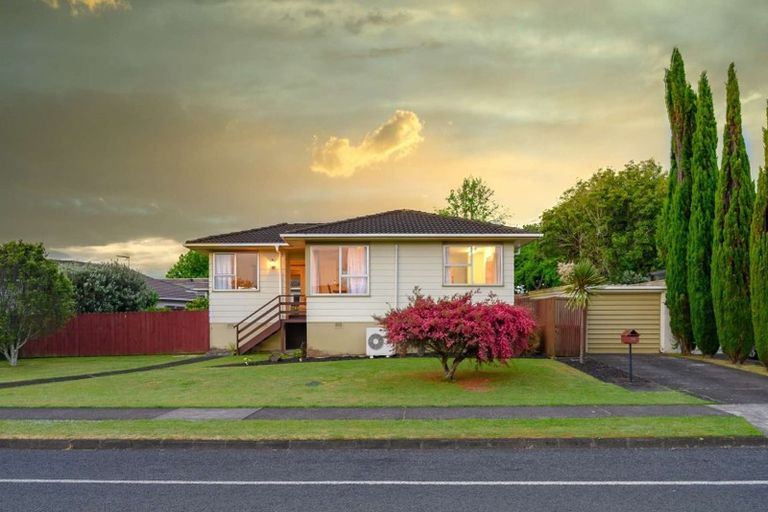 Photo of property in 11 Hope Farm Avenue, Pakuranga Heights, Auckland, 2010