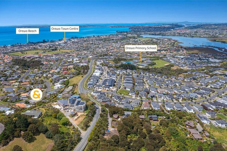 Photo of property in 9 Maire Road, Orewa, 0931