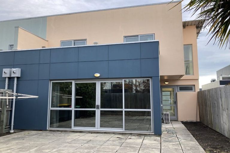 Photo of property in 140c Sherborne Street, St Albans, Christchurch, 8014