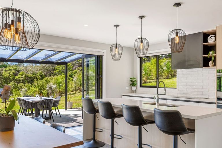 Photo of property in 224 Birdwood Road, Massey, Auckland, 0614