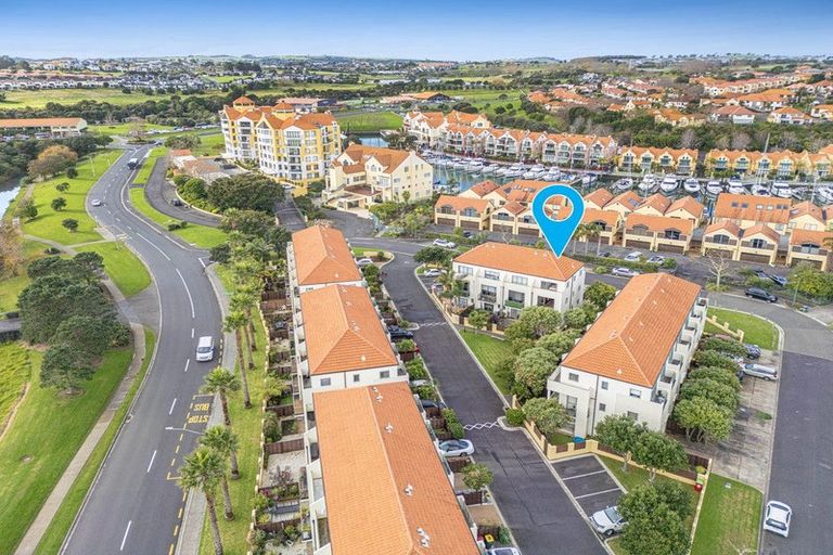 Photo of property in 42 Waterside Crescent, Gulf Harbour, Whangaparaoa, 0930