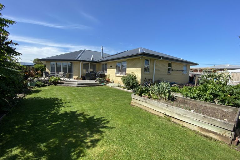 Photo of property in 40 Tay Street, Mosgiel, 9024