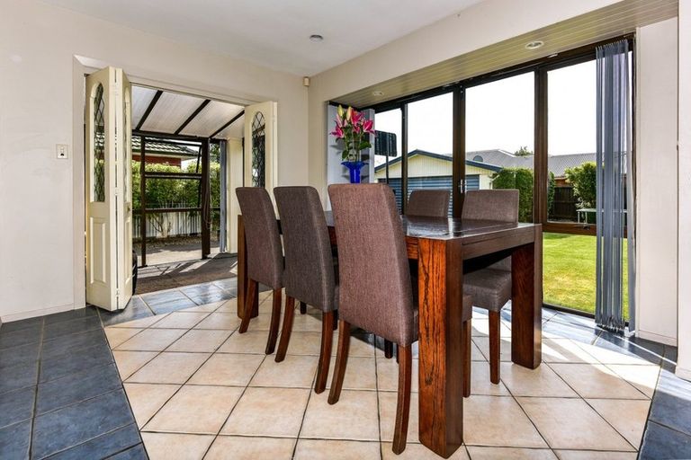 Photo of property in 65 Farquhars Road, Redwood, Christchurch, 8051