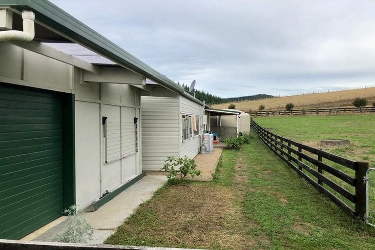 Photo of property in 939 Old Mountain Road, Waitetuna, Raglan, 3295