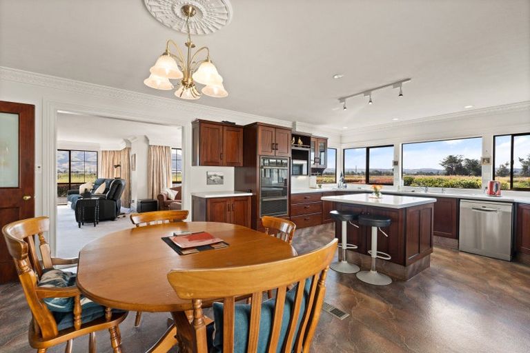 Photo of property in 651 Centre Road, Momona, Outram, 9073