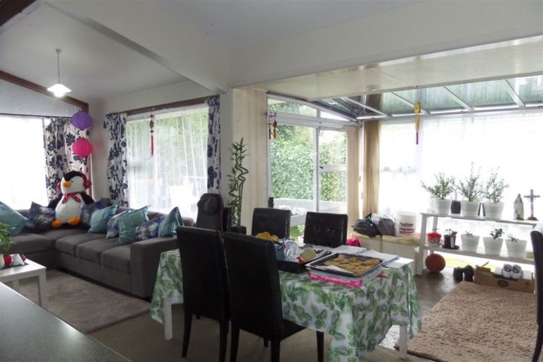 Photo of property in 4 Dunluce Place, Hornby, Christchurch, 8042