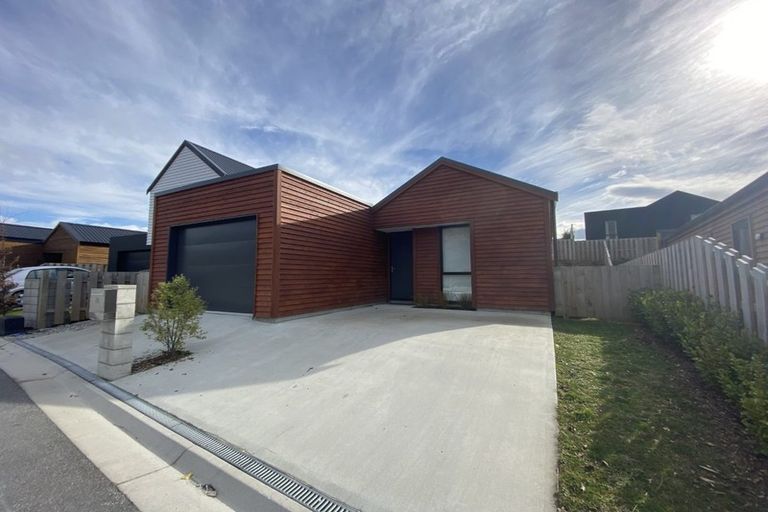Photo of property in 60 Red Cottage Drive, Lake Hayes, Queenstown, 9304
