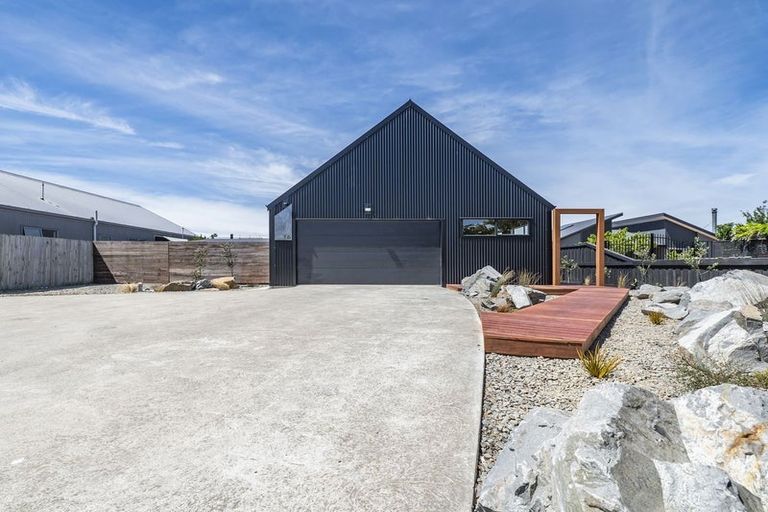 Photo of property in 16 Glen Oak Drive, Kirwee, Darfield, 7571